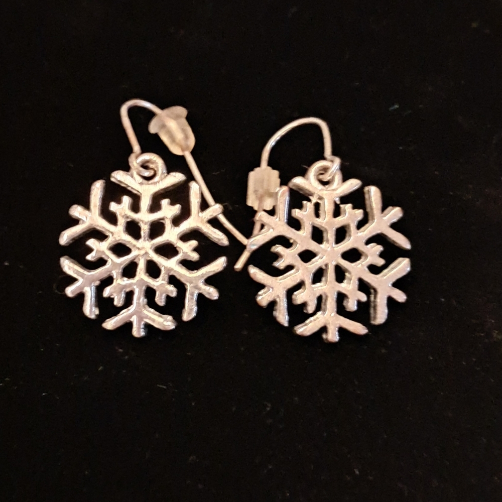 Silvertone Snowflake Earrings
